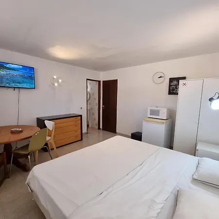 Guest house Aaa T0 Piscina Marina Albufeira