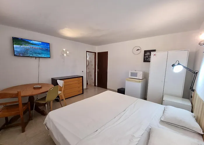 Casa de hóspedes Aaa T0 Piscina Marina Albufeira