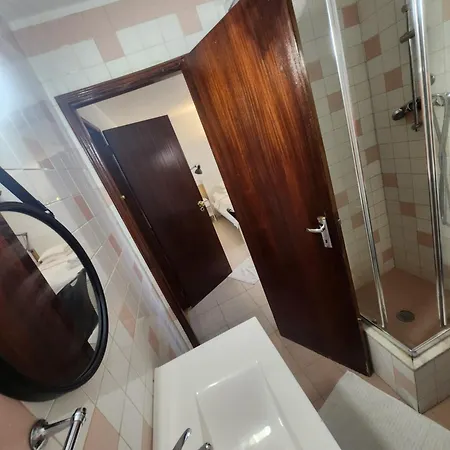 Aaa T0 Piscina Marina 3*