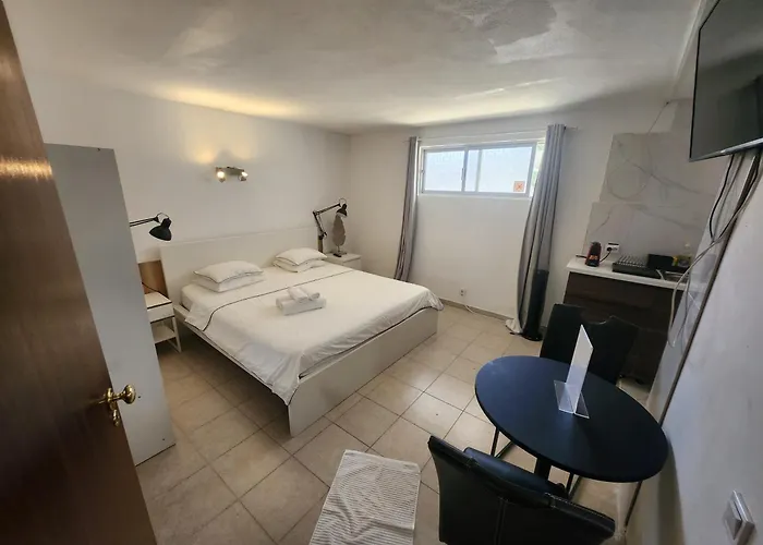 Aaa T0 Piscina Marina 3* Албуфейра